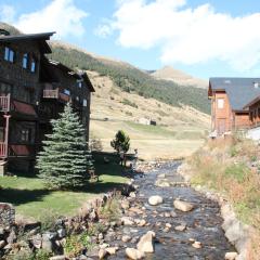 ESTANYOL - Vall d'Incles - Soldeu Hut 5896