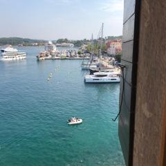 Studio First Row to the Sea