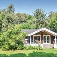 Three-Bedroom Holiday Home In Lundby