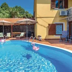 Cozy Home In Bregi With Wifi
