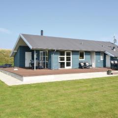 Awesome Home In Knebel With 3 Bedrooms, Sauna And Wifi