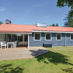 Nice Home In Thyholm With 3 Bedrooms And Wifi