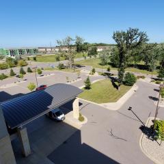 Holiday Inn Express Hotel & Suites Mankato East by IHG