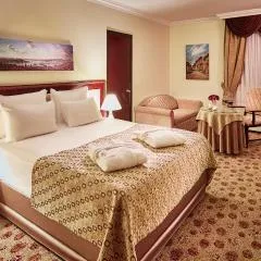 Güneş Hotel Merter