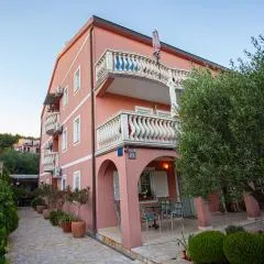 Apartments Ljubo