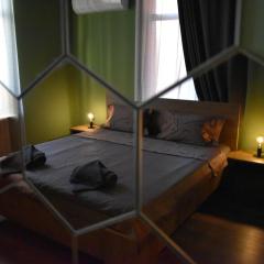 Art Apartment 36