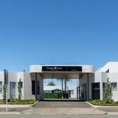 Durham Court Motor Inn