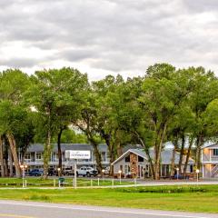 The Gunnison Inn at Dos Rios Golf Course