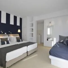 Romantica Suites