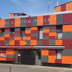 Hostal Canton Plaza