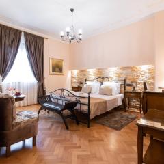 Unique Luxury Rooms