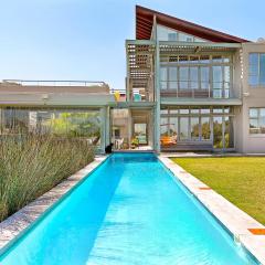 Atlantic Blue Villa at Pilots