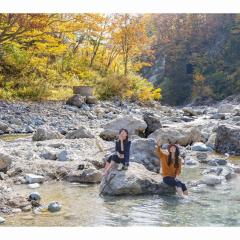 秋山郷雄川閣