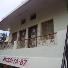 Budget Hotel Ayodhya 87