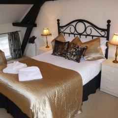 Hamlet Cottage sleeps 3-4 Stratford upon Avon