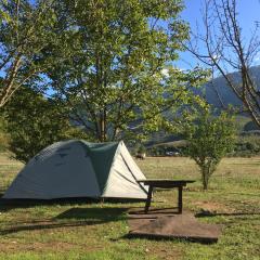 Albturist Ecocamping Përmet & Outdoor Sports Center