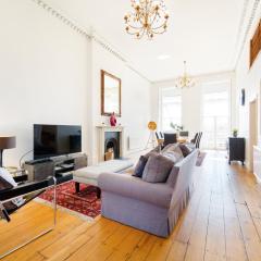 Elegant Period Clifton Balcony Apt - Simply Check In