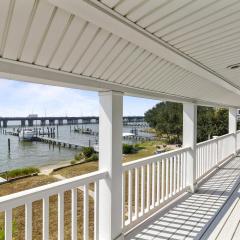 Water Front Delight On The Bay Home