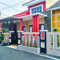 ANAMI Homestay & Guest House Cilacap