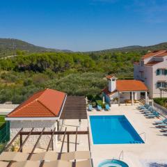 Villa DIVA Holiday House