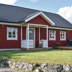 Beautiful Home In Unnaryd With 3 Bedrooms And Wifi