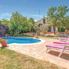 Amazing Home In Coripe With 5 Bedrooms, Private Swimming Pool And Internet