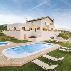 Stunning Home In Houdetsi,heraklio With 6 Bedrooms, Internet And Outdoor Swimming Pool