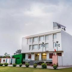 Gulabi Bagh Resort