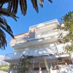 Apartments Marinko