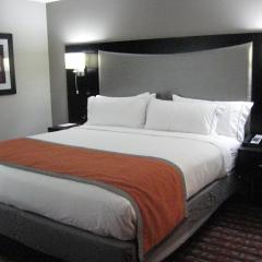 Holiday Inn Express & Suites Nashville Southeast - Antioch, an IHG Hotel