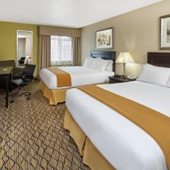 Holiday Inn Express & Suites Chicago-Libertyville, an IHG Hotel