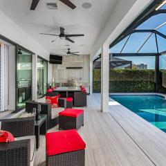 BEACH 5 MIN. WALK-LUXURIOUS MODERN POOL HOME