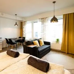 First Aparthotel Comet
