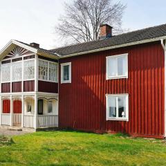 7 person holiday home in R RVIK