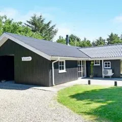 8 person holiday home in Bl vand