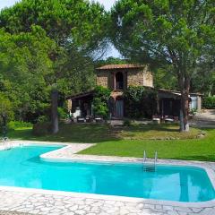 Il Falco - Rustico-Villa mit privatem Pool in Alleinlage