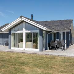 Nice Home In Brovst With 3 Bedrooms, Sauna And Wifi