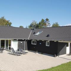 Nice Home In Stubbekbing With 3 Bedrooms And Wifi