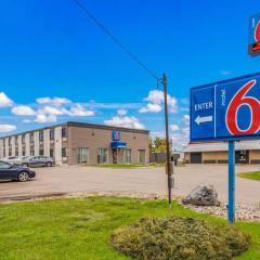 Motel 6-Fargo, ND - West Acres - North Fargo