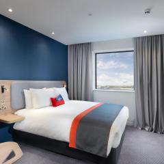 Holiday Inn Express - London Heathrow T4 by IHG