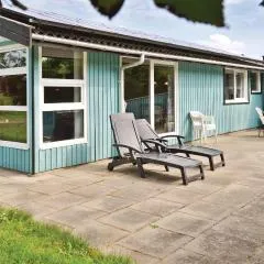 Cozy Home In Løkken With Kitchen