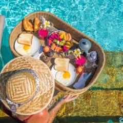 Villa Agus Mas - Serene & calm beachfront villa!