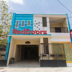 RedDoorz Syariah near Politeknik Negeri Madiun