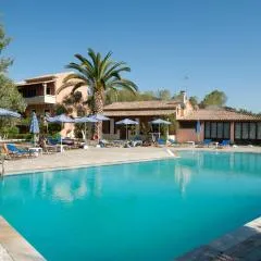 Helena Apartments & Villas