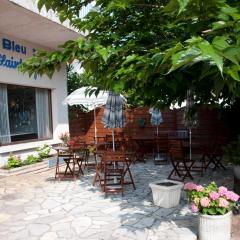 Le Pavillon Bleu Hotel Restaurant