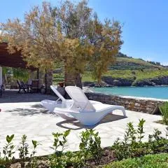 The Stone Beach House in the area of Kampi, Koundouros