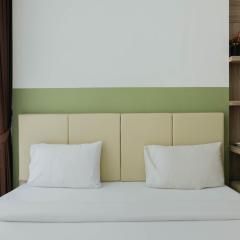 Modern Look 1BR at Brooklyn Alam Sutera Apartment By Travelio