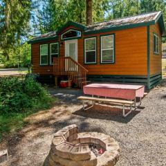 Chehalis Camping Resort Cottage 5