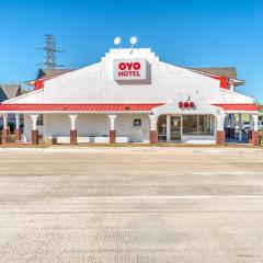 OYO Hotel Waco University Area I-35