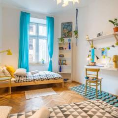 Blue Peace-apartment with FREE PARKING in center for 1-6 people